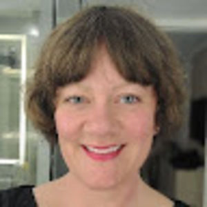 Meet your Posher, Holly